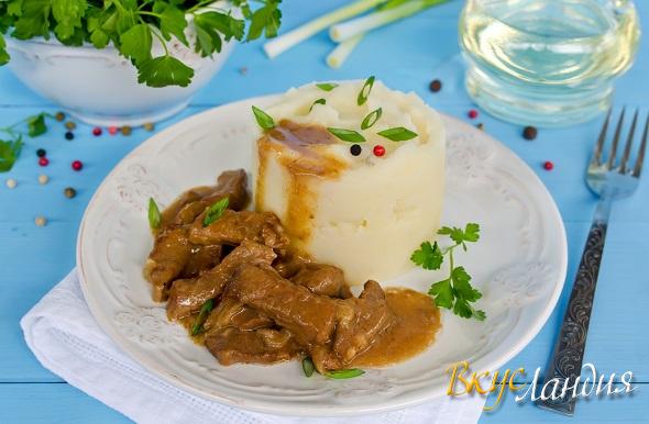 Гуляш из говядины