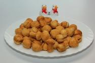 Орешки с вареной сгущенкой